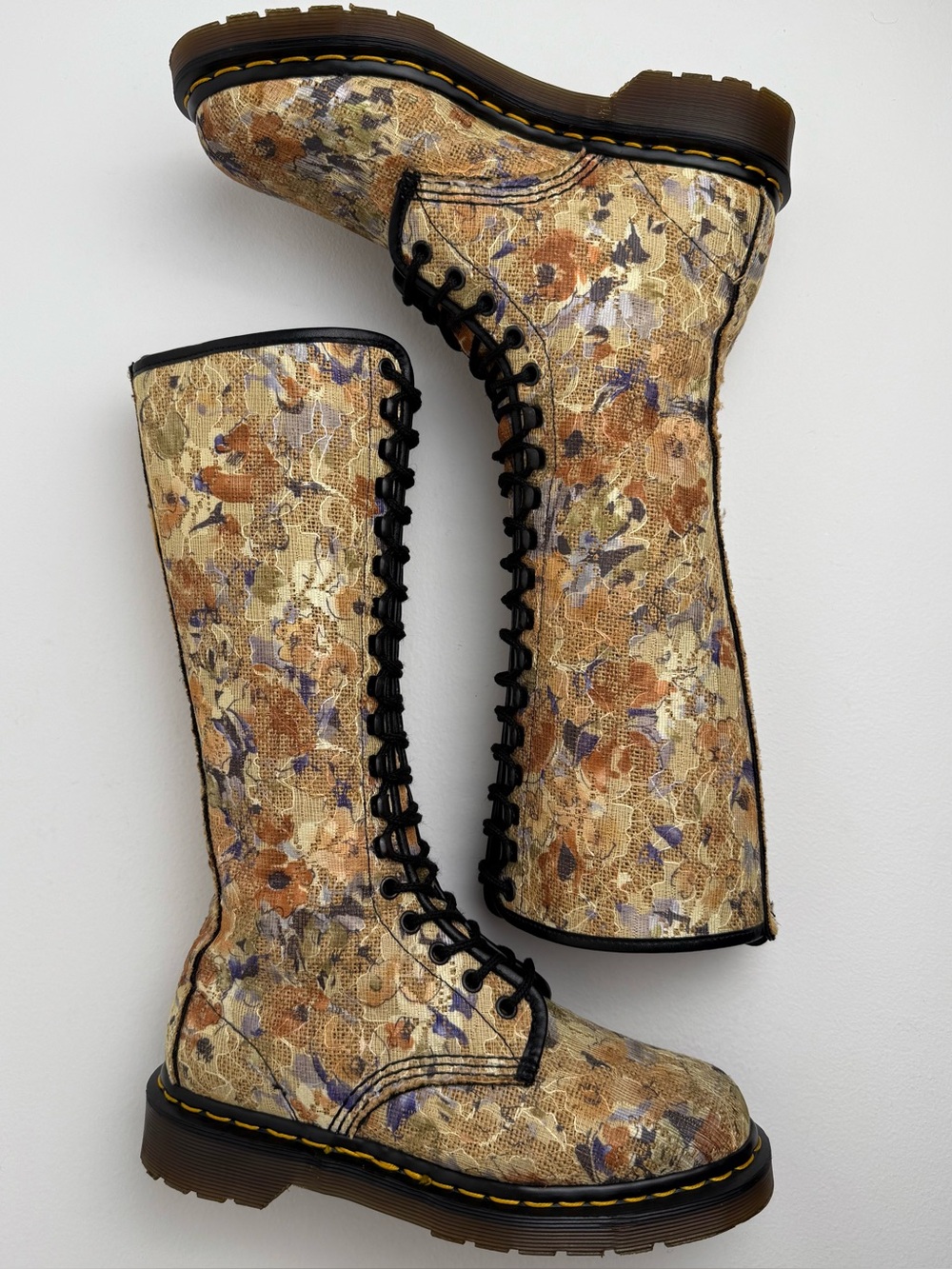 Vintage Dr. Martens Floral Lace Burlap Tall 18 Eye Boots UK 5